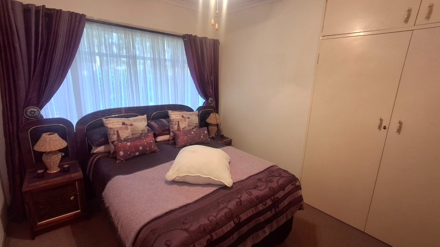 To Let 3 Bedroom Property for Rent in Vaalpark Free State